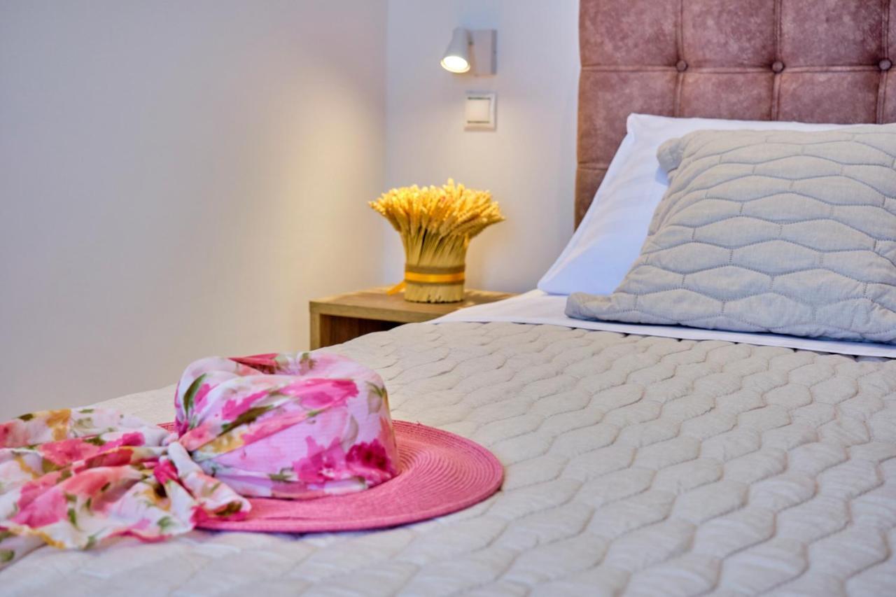 Sunflower Suites Gouvia Corfu المظهر الخارجي الصورة