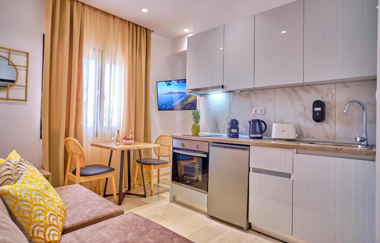 Sunflower Suites Gouvia Corfu المظهر الخارجي الصورة