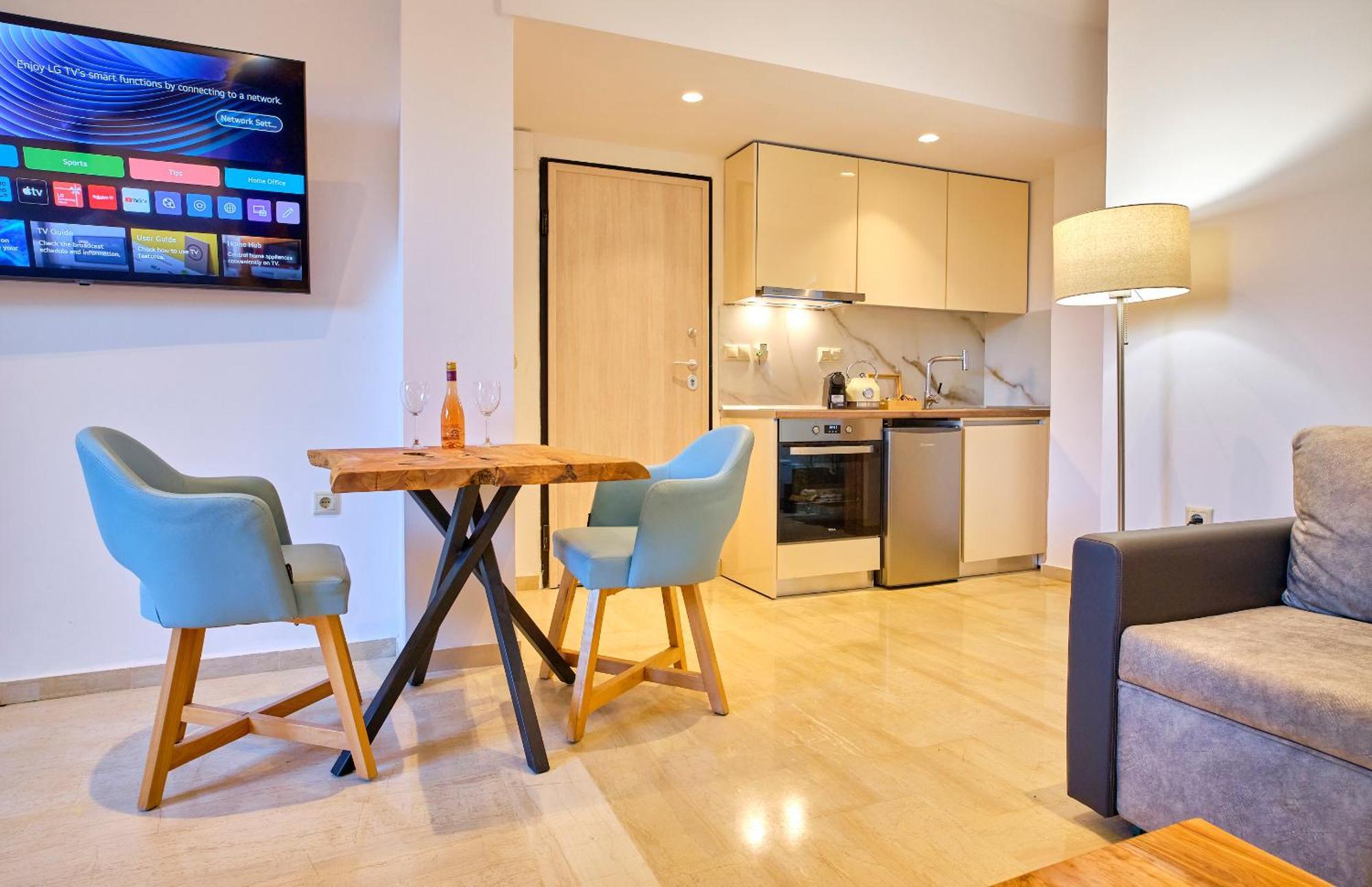 Sunflower Suites Gouvia Corfu المظهر الخارجي الصورة